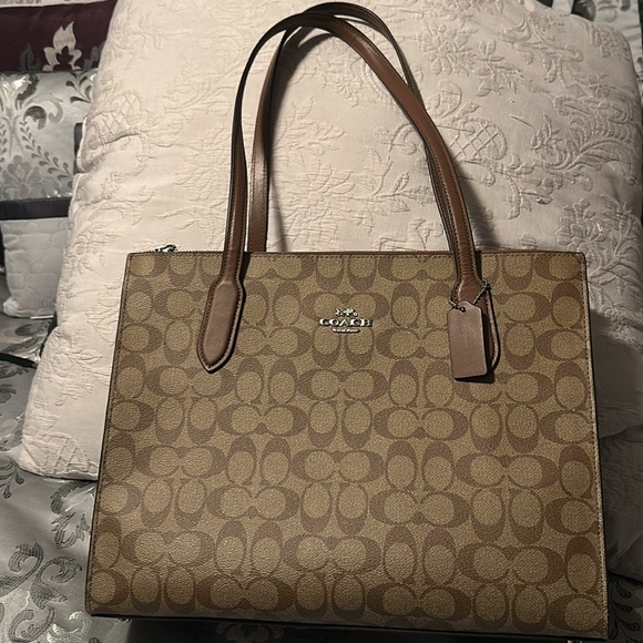 Selling like new Coach Nina Tote only used once.  Non smoking household. - Picture 5 of 5